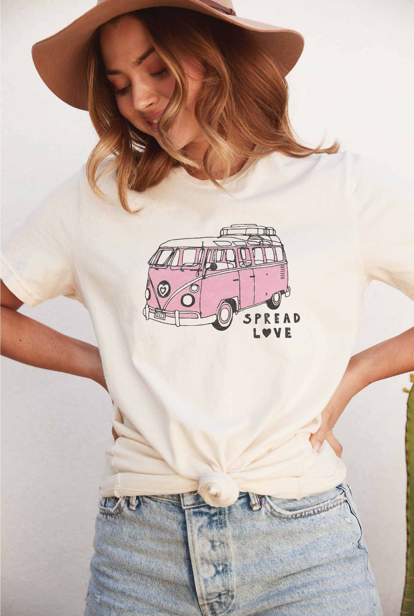 Spread Love Graphic Tee - Vintage White