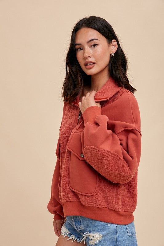Contrast Fleece 1/4 Zip Pullover