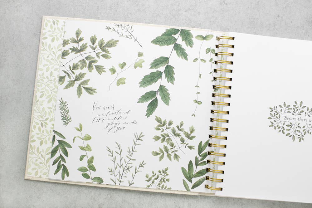 As You Grow : A Modern Memory Baby Book