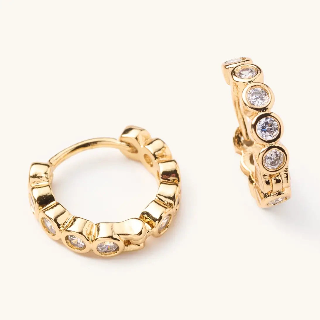 Celia Circle Gem Huggies I Gold