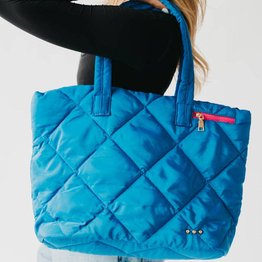 The Cloud Carry Tote