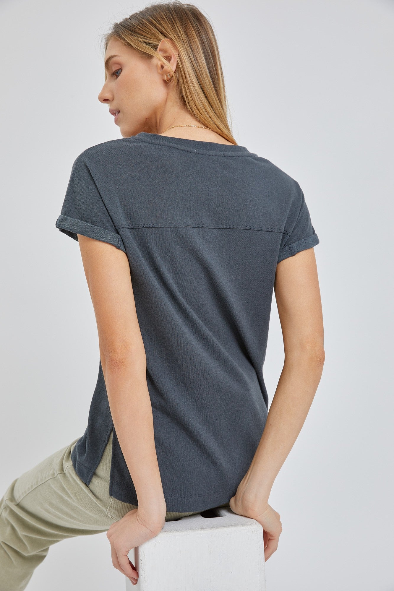 Basic V-Neck Slub Tee - Ash