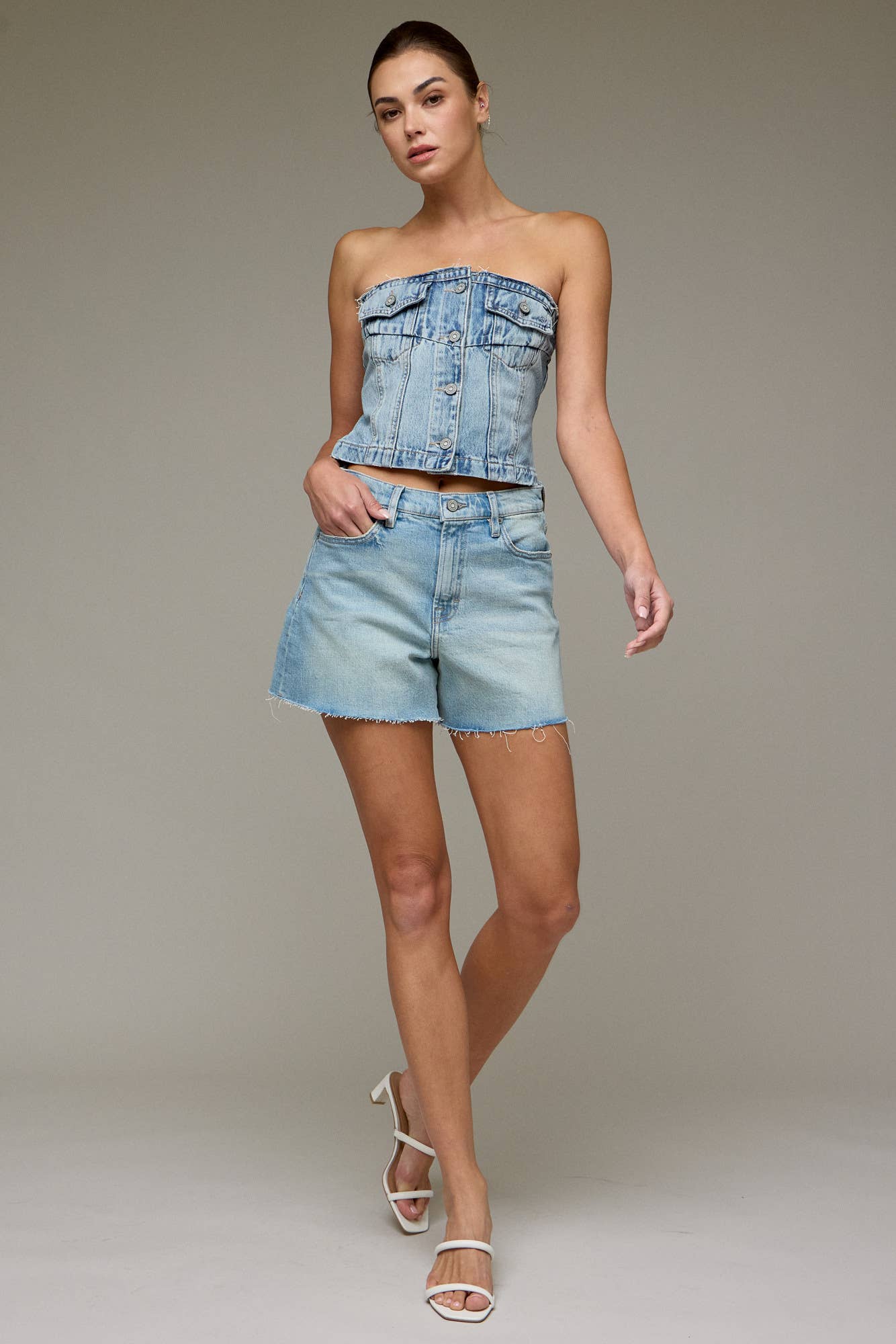 Ava Raw Hem Shorts