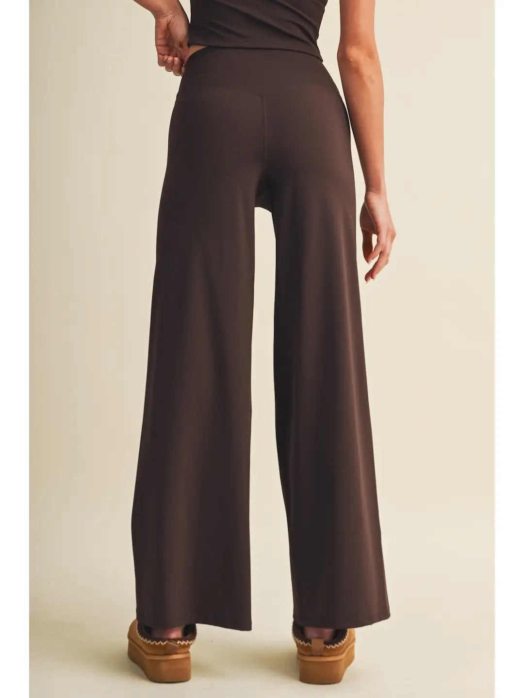 The Soft Stretch Wide Leg Pants I Brown