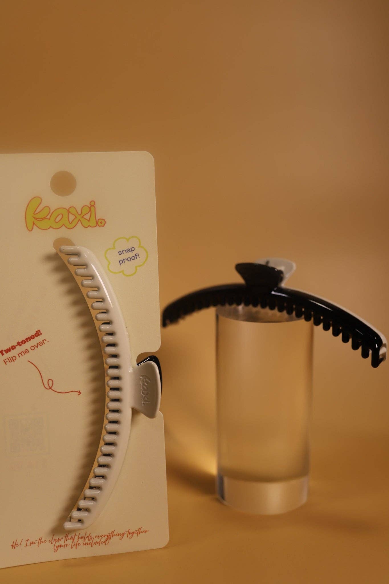 Kaxi Hair Clip I White + Brown