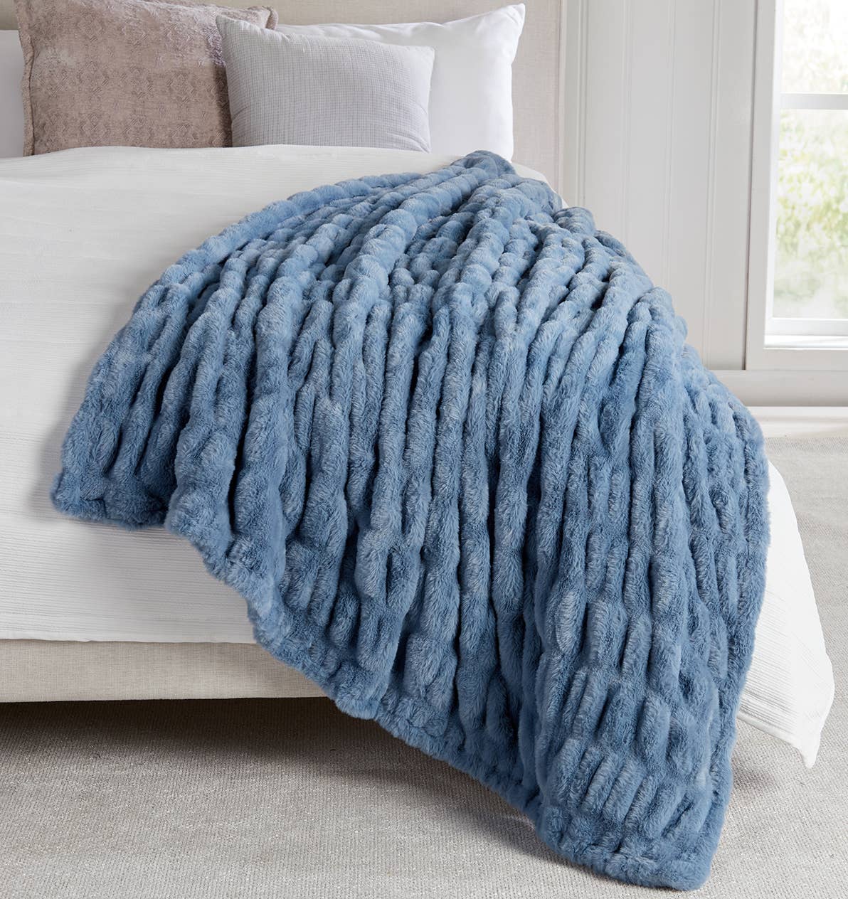 Luxury Heavyweight Ruched Throw Blankets