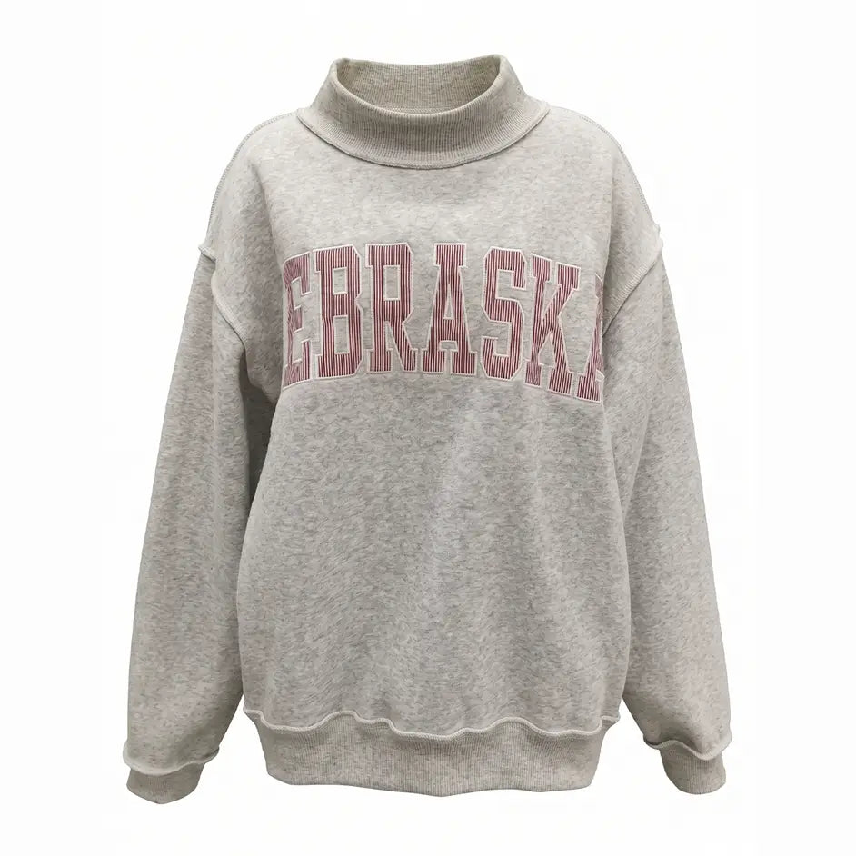 NE Applique Mockneck