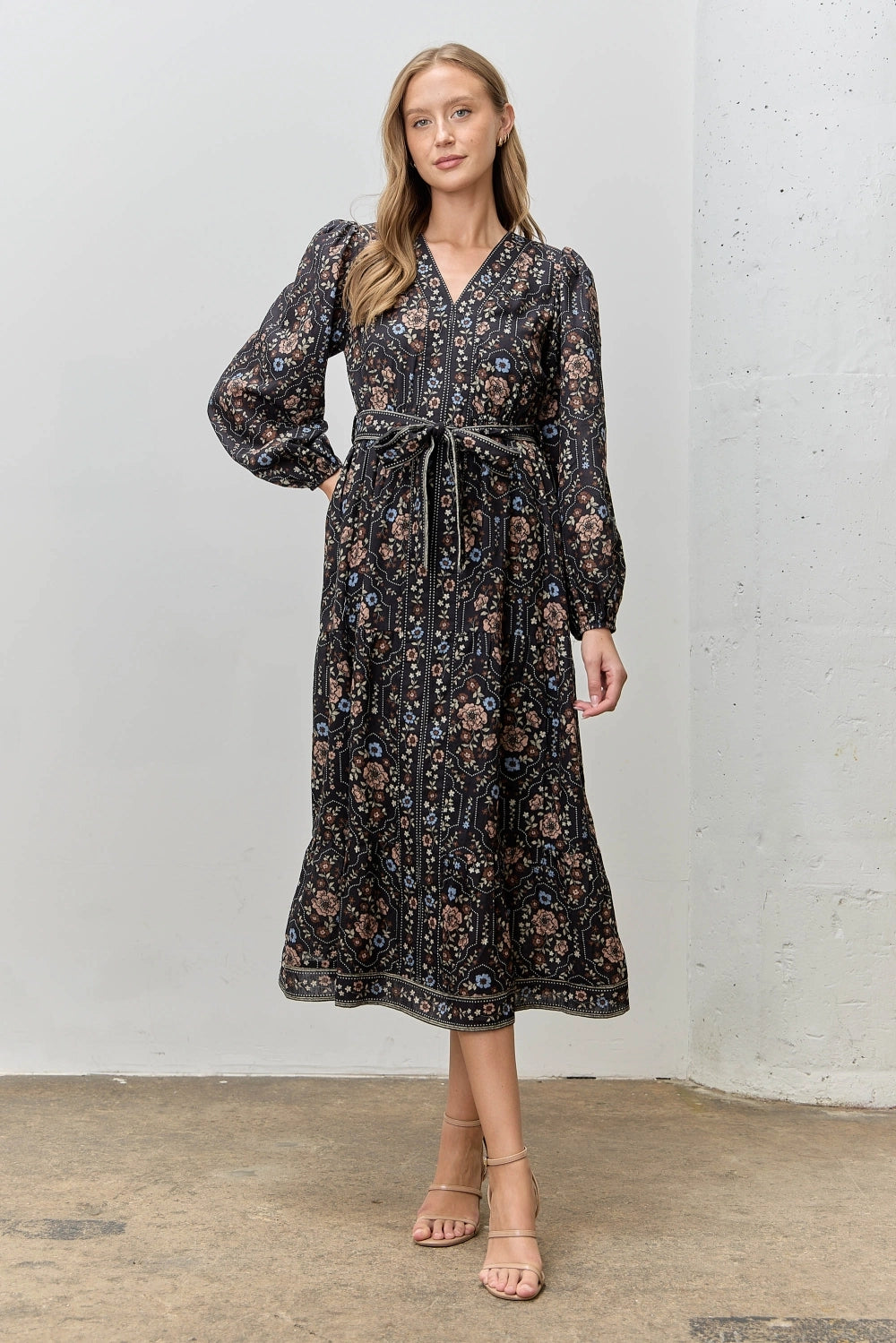 Printed Floral V-Neck Midi Dress