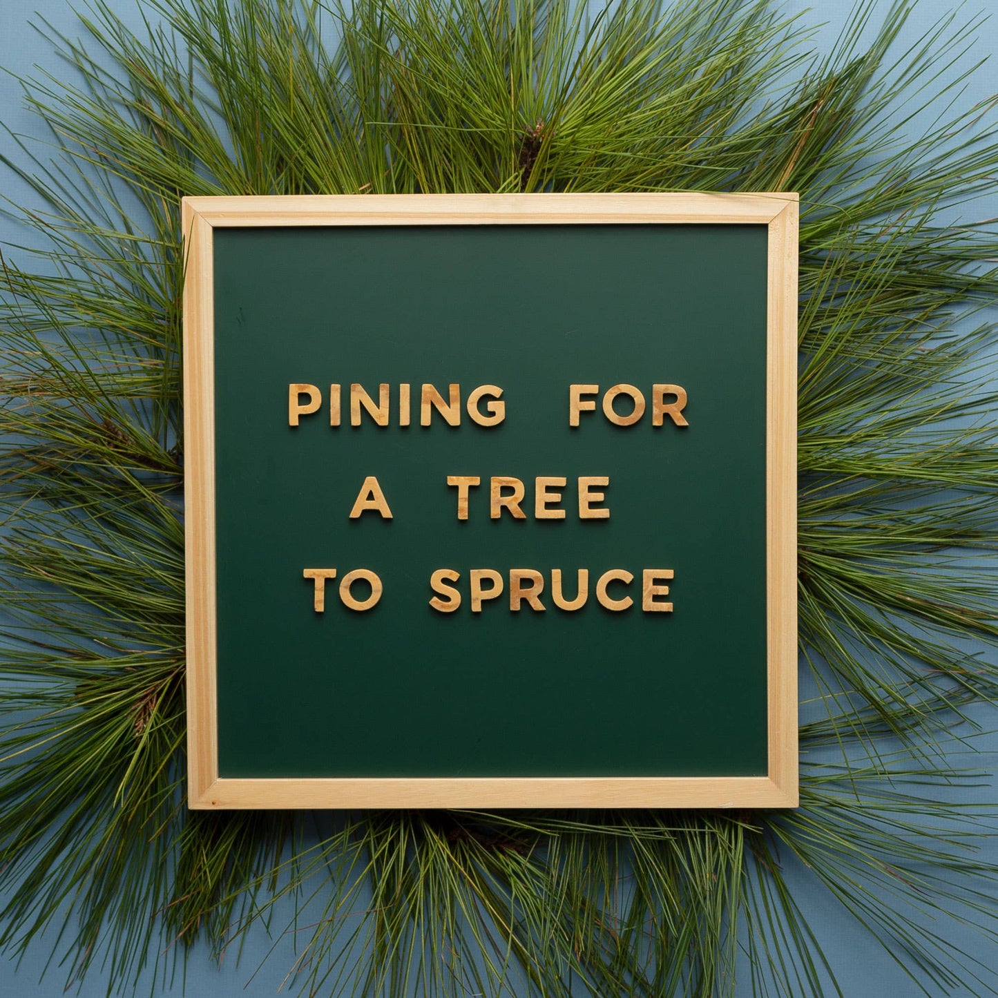 1" 200pc Faux Wood Southern Pine Magnetic Letters