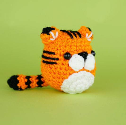 Tanya the Tiger I Crochet Kit