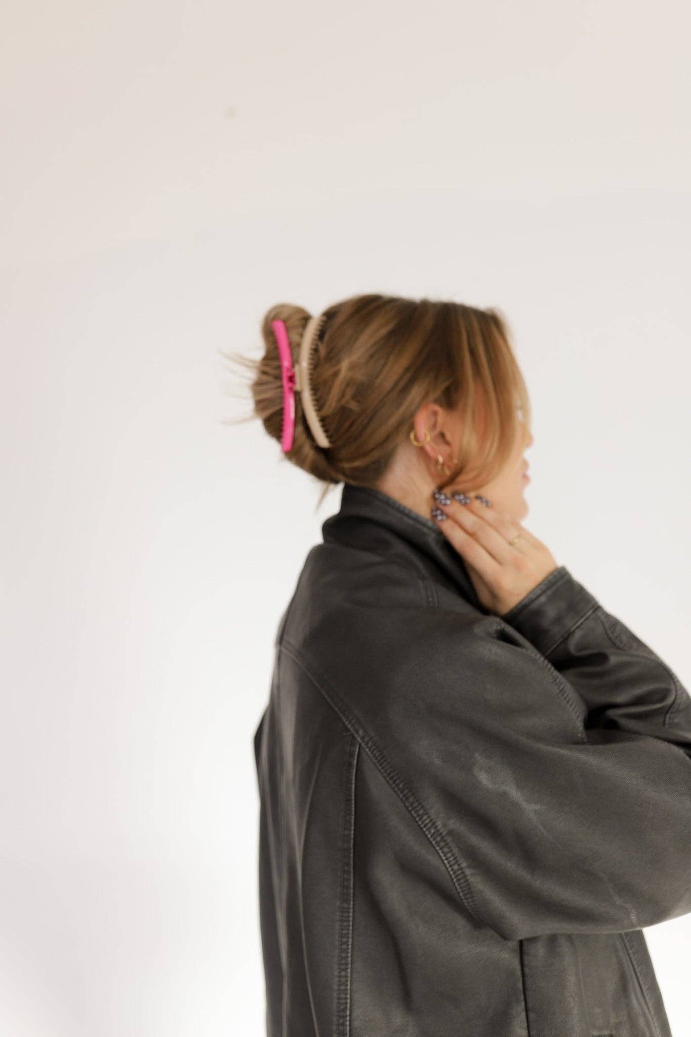 Kaxi Hair Clip I White + Brown