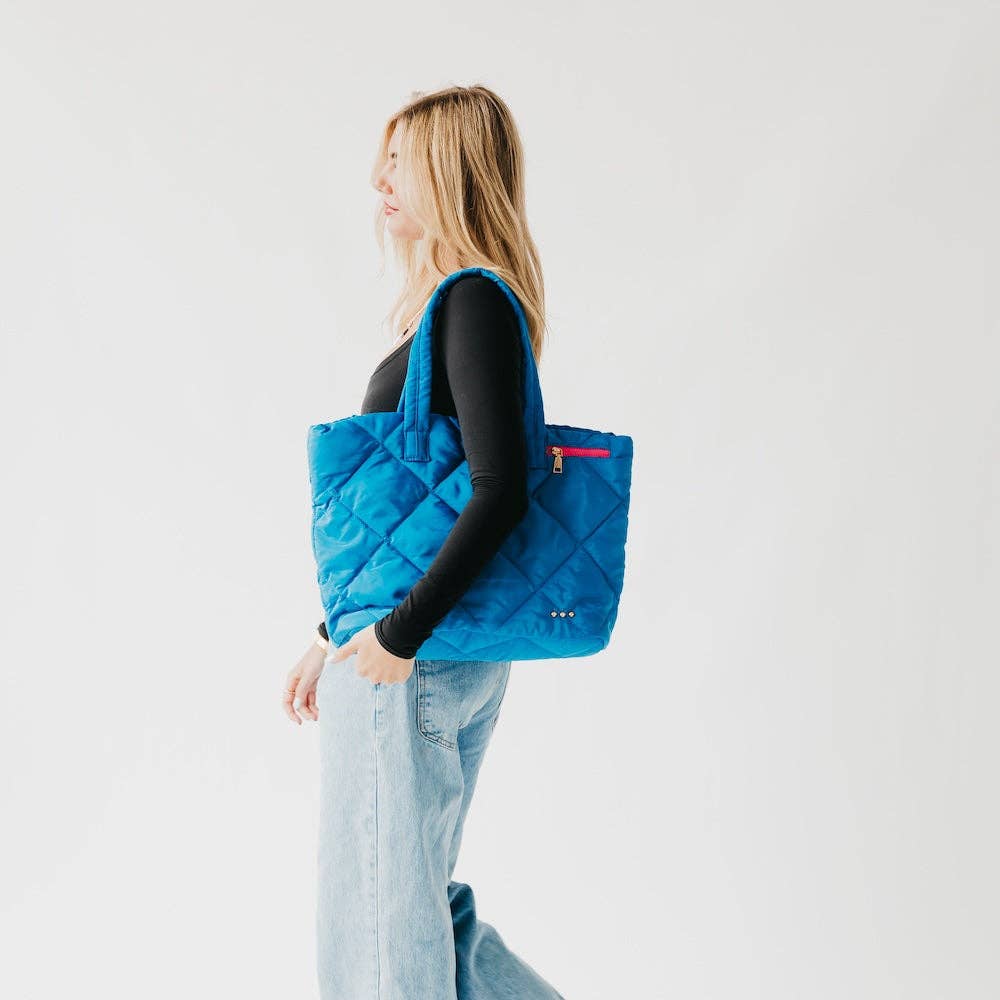 The Cloud Carry Tote