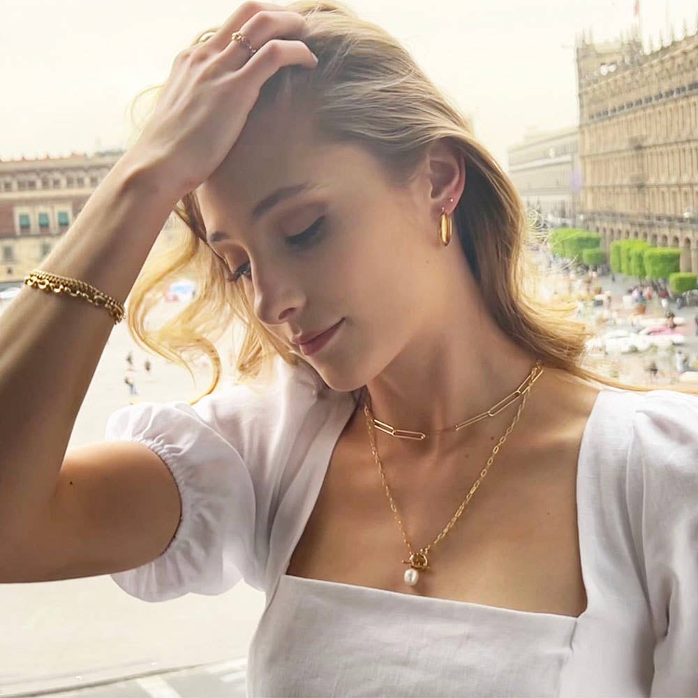 Toggle Clasp Pearl Necklace