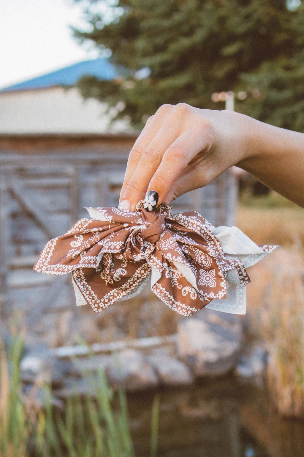 Paisley Claw Clip I Brown
