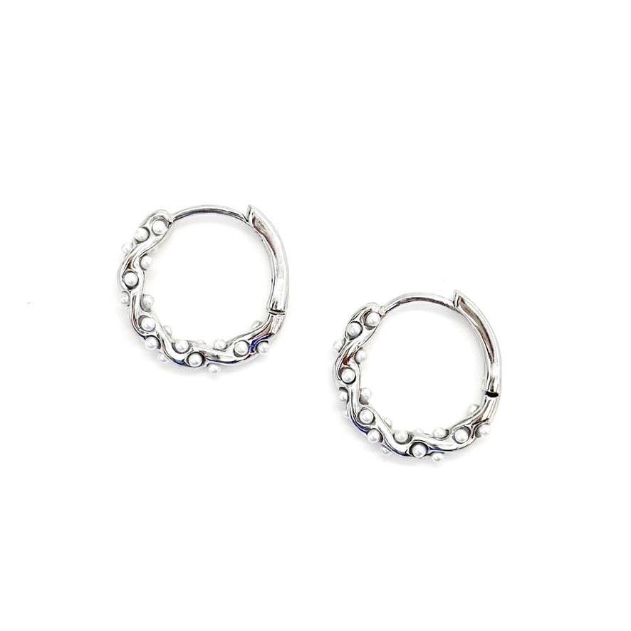 Ellie Pearl Hoops || Gold