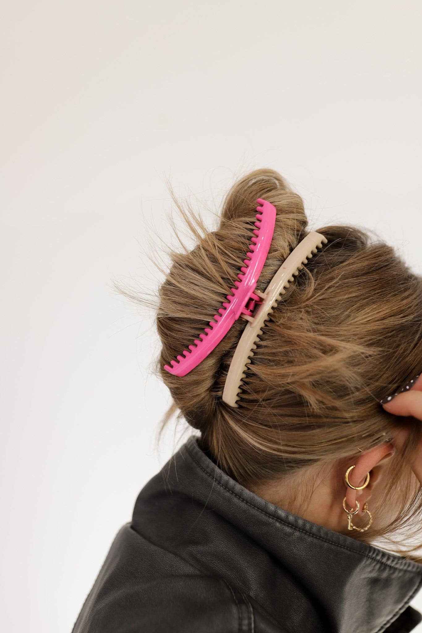 Kaxi Hair Clip I White + Brown