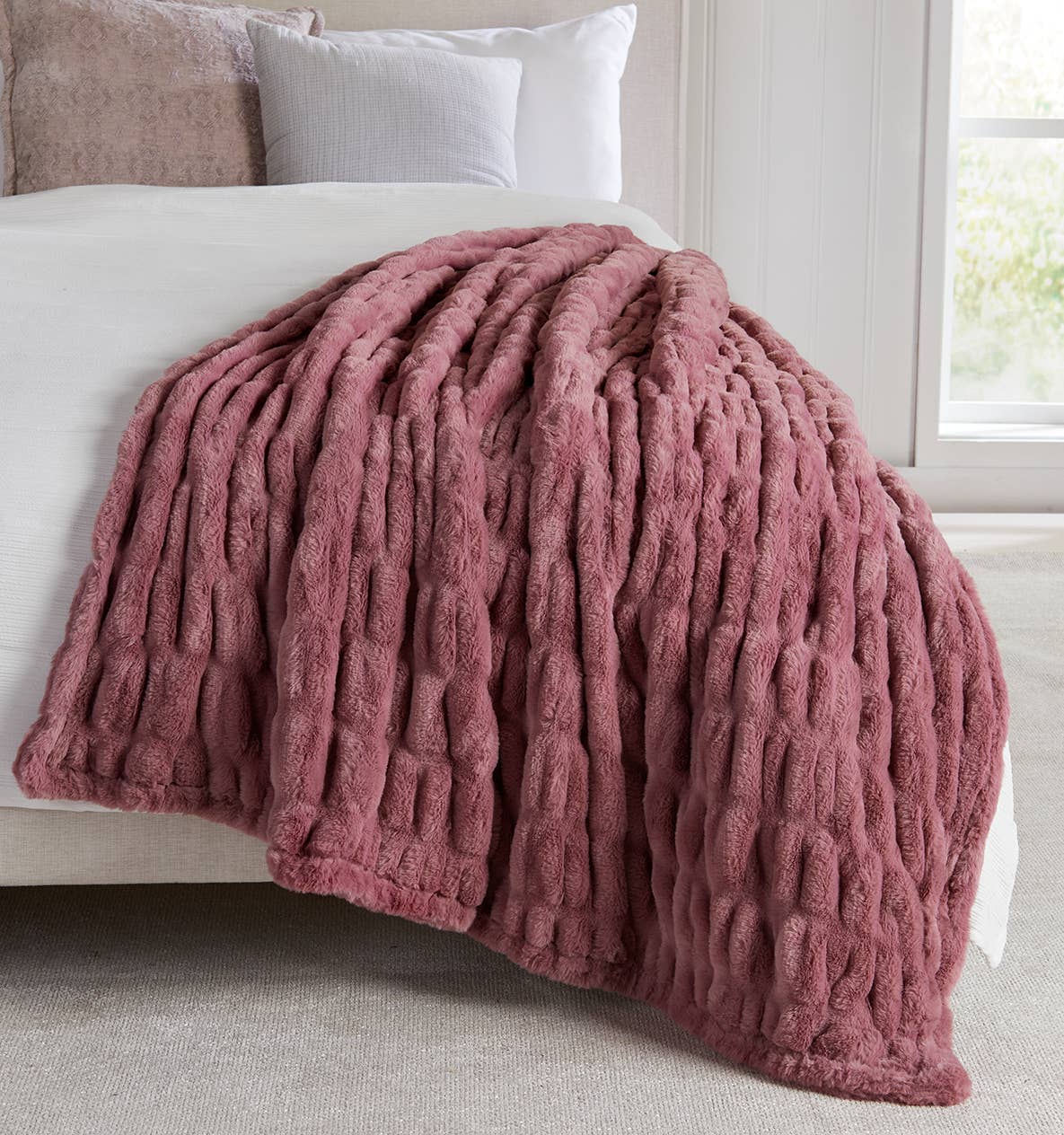 Luxury Heavyweight Ruched Throw Blankets