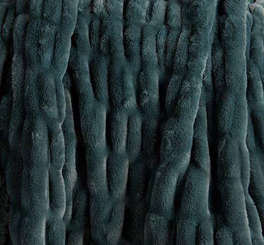 Luxury Heavyweight Ruched Throw Blankets