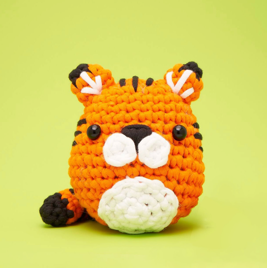 Tanya the Tiger I Crochet Kit