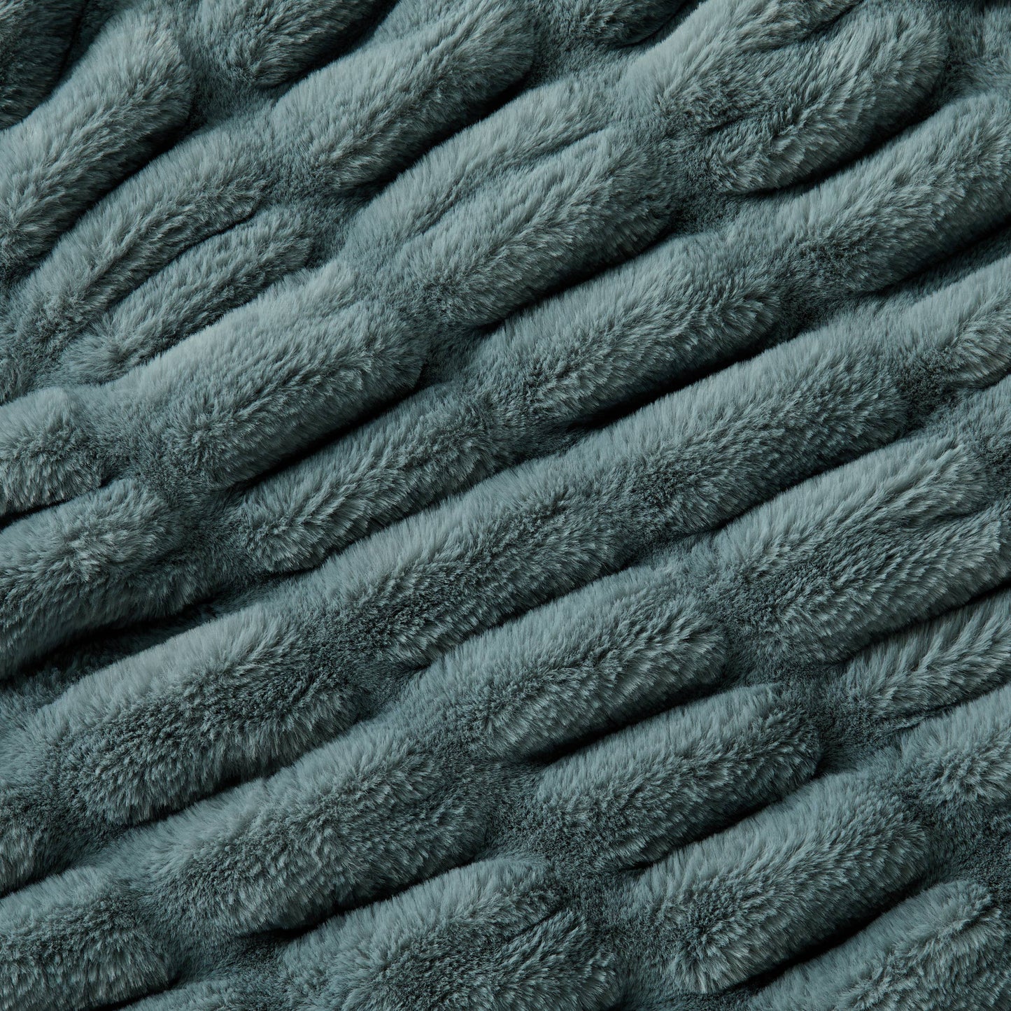 Luxury Heavyweight Ruched Throw Blankets