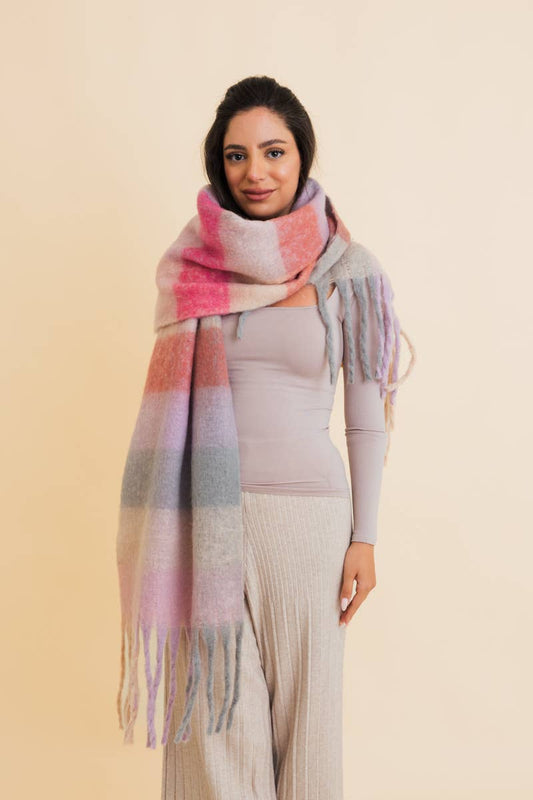 Oversized Fringe Scarf – Cozy Breeze - Pink