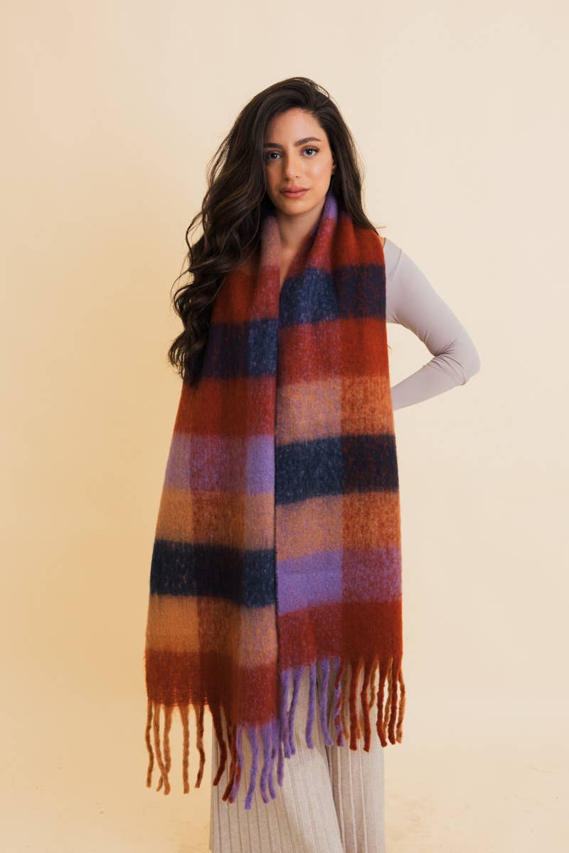 Oversized Fringe Scarf – Cozy Breeze